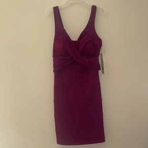 Emerald Sundae Wine Dress Size M!! NWT!!